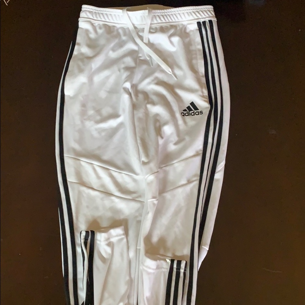 New white Adidas pants women
